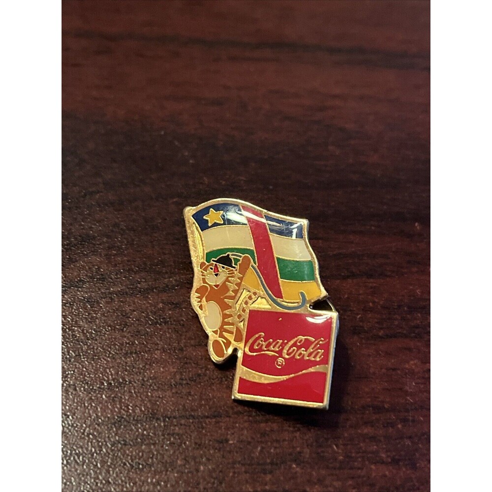 1988 Seoul Olympics Coca Cola‎ Hodori Tiger Central African Republic Flag Pin